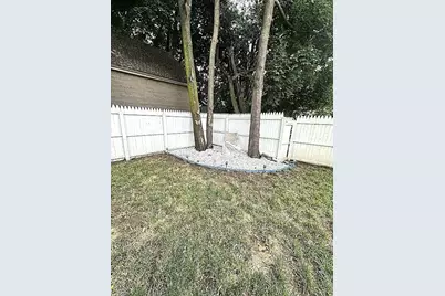 20 Mount Carmel Ave, Chicopee, MA 01013 - Photo 25