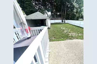 20 Mount Carmel Ave, Chicopee, MA 01013 - Photo 23