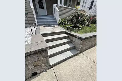 20 Mount Carmel Ave, Chicopee, MA 01013 - Photo 3