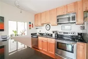 386 E 8th St, Boston, MA 02127 - Photo 1