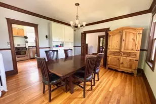 1094 Centre St, Newton, MA 02459 - Photo 9