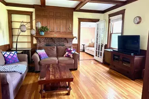 1094 Centre St, Newton, MA 02459 - Photo 5