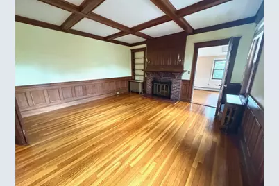 1094 Centre Street, Newton, MA 02459 - Photo 7