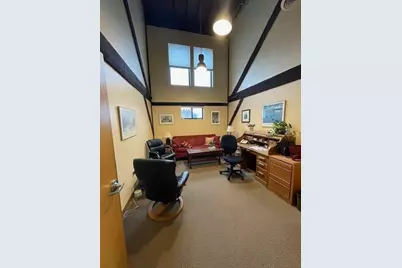 1121 Washington St, Newton, MA 02465 - Photo 3