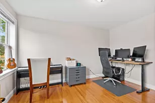7 Fox St, Boston, MA 02122 - Photo 17