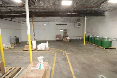 7 Henry St, Worcester, MA 01604 - Photo 11