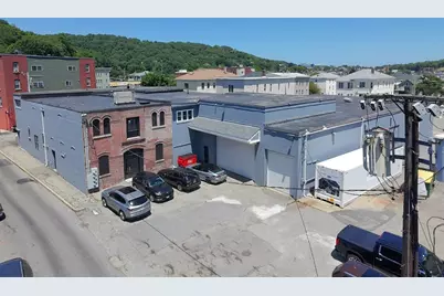 7 Henry St, Worcester, MA 01604 - Photo 1