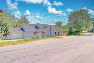 46 Oneida St, Methuen, MA 01844 - Photo 7