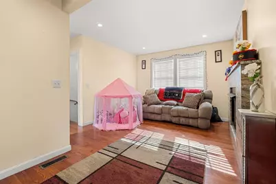 883 Grinnell St, Fall River, MA 02721 - Photo 25