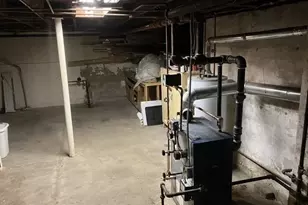 12 Carroll St, Springfield, MA 01108 - Photo 5