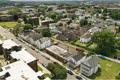 41 N Summer St, Holyoke, MA 01040 - Photo 23