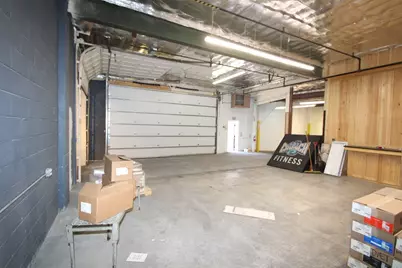 7 Henry St, Worcester, MA 01604 - Photo 3