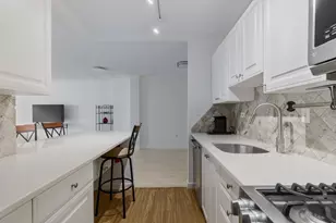 6 Whittier Pl, Boston, MA 02114 - Photo 3