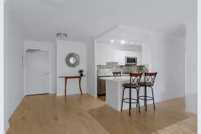 6 Whittier Pl #7E, Boston, MA 02114 - Photo 13