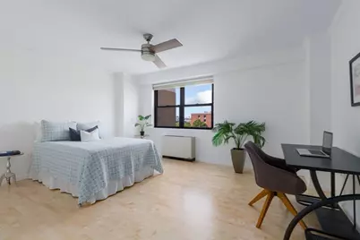 6 Whittier Pl #7E, Boston, MA 02114 - Photo 7