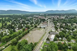 187 King St, Northampton, MA 01060 - Photo 1