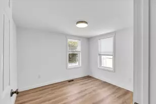 35 Locust St, Wareham, MA 02532 - Photo 13