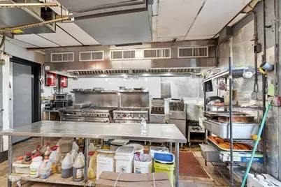 Restaurant Broadway, Lawrence, MA 01841 - Photo 15