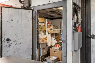 205 Broadway  Unit: 5, Lawrence, MA 01840 - Photo 21