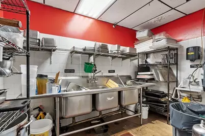 205 Broadway  Unit: 5, Lawrence, MA 01840 - Photo 5