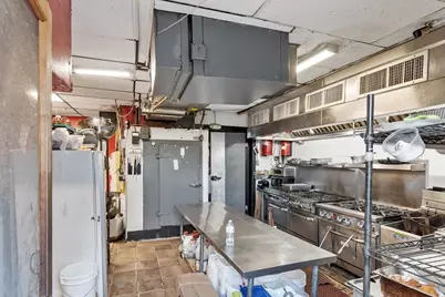 205 Broadway  Unit: 5, Lawrence, MA 01840 - Photo 17