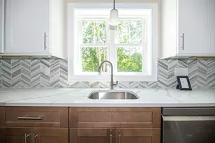 10 Meadowview Ln, Salisbury, MA 01952 - Photo 7