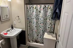 335 Federal St, Greenfield, MA 01301 - Photo 9