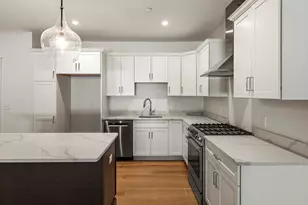 134 Court St, Plymouth, MA 02360 - Photo 11