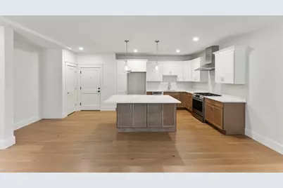 134 Court St #6, Plymouth, MA 02360 - Photo 9