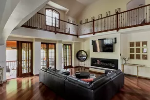 250 West St, Lenox, MA 01240 - Photo 9