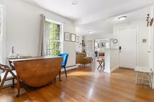 61 W Cedar St, Boston, MA 02114 - Photo 11