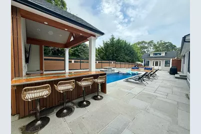 14 Bernard Circle, Tisbury, MA 02568 - Photo 17