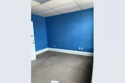 278 Main St, Greenfield, MA 01301 - Photo 7