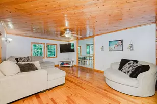 13 Luscomb Ln, New Bedford, MA 02745 - Photo 9