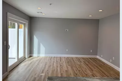 321 Winthrop St #111, Taunton, MA 02780 - Photo 7