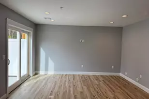 321 Winthrop St, Taunton, MA 02780 - Photo 7