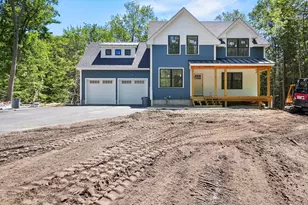 25 Bayberry Ln, Salisbury, MA 01952 - Photo 1