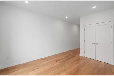 267 Old Colony #302, Boston, MA 02127 - Photo 15