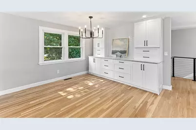 19 Cushing Rd, Westwood, MA 02090 - Photo 9