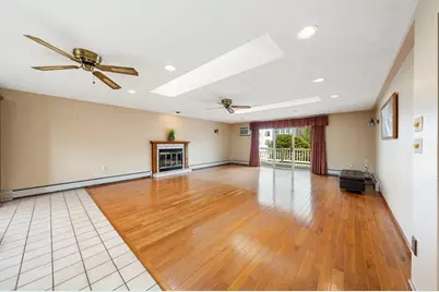 34 Wellman St, Lowell, MA 01851 - Photo 11