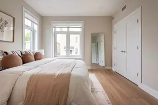 394 McGrath Hwy, Somerville, MA 02143 - Photo 17