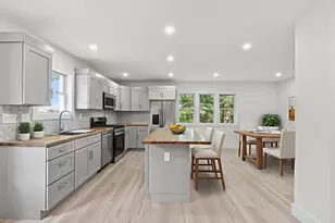 45 Fruit St, Leominster, MA 01453 - Photo 3