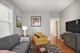 7 Lester Pl, Boston, MA 02130 - Photo 3
