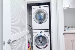 4 Repton Pl, Watertown, MA 02472 - Photo 7