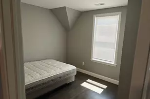 105 Holyoke St, Lynn, MA 01905 - Photo 9