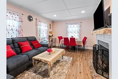 28 Maple, Southbridge, MA 01550 - Photo 7