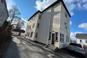 7 Bluff St, Worcester, MA 01610 - Photo 1