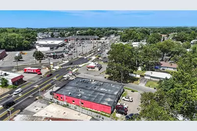 1003 Saint James Ave, Springfield, MA 01104 - Photo 13