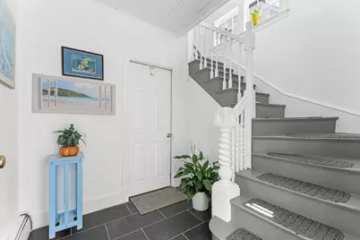 374 Shirley St #2, Winthrop, MA 02152 - Photo 3