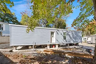 98 Newbury, Danvers, MA 01923 - Photo 29